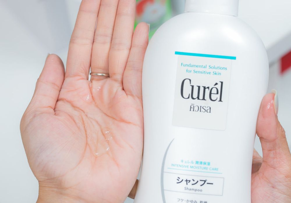รีวิว Curel Intensive Moisture Hair Conditioner ครีมนวดผมสำหรับผู้ชายผิวบอบบาง 2 รีวิว Curel Intensive Moisture Hair Conditioner